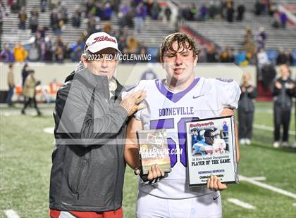 Thumbnail 3 in Booneville vs. Charleston (AAA 3A State Final) photogallery.