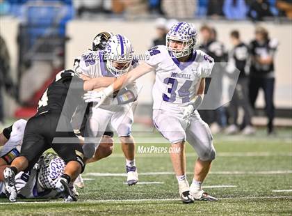 Thumbnail 2 in Booneville vs. Charleston (AAA 3A State Final) photogallery.