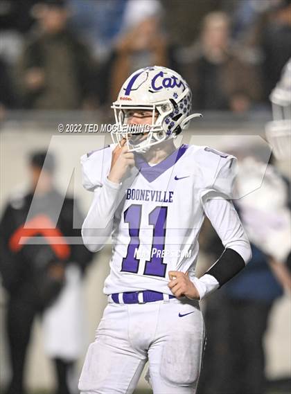 Thumbnail 2 in Booneville vs. Charleston (AAA 3A State Final) photogallery.