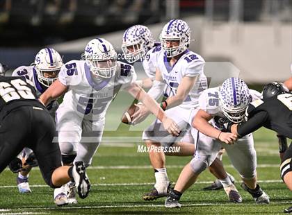 Thumbnail 3 in Booneville vs. Charleston (AAA 3A State Final) photogallery.