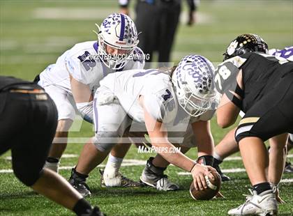 Thumbnail 2 in Booneville vs. Charleston (AAA 3A State Final) photogallery.