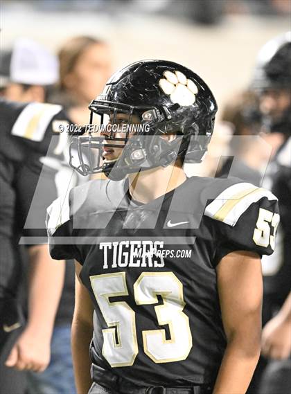 Thumbnail 2 in Booneville vs. Charleston (AAA 3A State Final) photogallery.