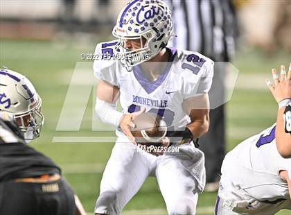 Thumbnail 3 in Booneville vs. Charleston (AAA 3A State Final) photogallery.