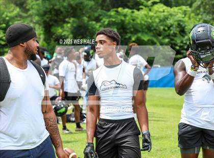 Thumbnail 2 in Lake Cormorant vs Tupelo (U of Memphis 7v7) photogallery.