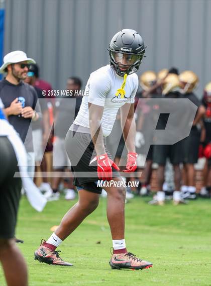 Thumbnail 2 in Lake Cormorant vs Tupelo (U of Memphis 7v7) photogallery.