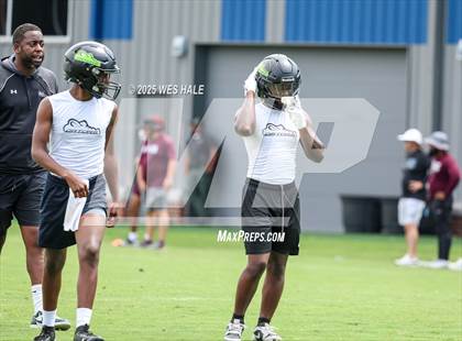Thumbnail 1 in Lake Cormorant vs Tupelo (U of Memphis 7v7) photogallery.