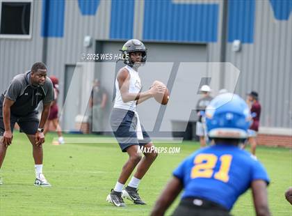 Thumbnail 3 in Lake Cormorant vs Tupelo (U of Memphis 7v7) photogallery.