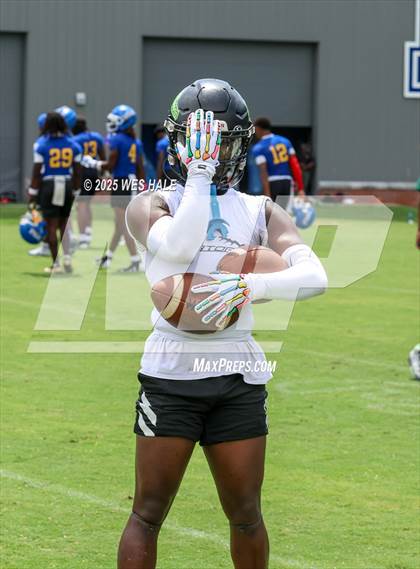 Thumbnail 1 in Lake Cormorant vs Tupelo (U of Memphis 7v7) photogallery.