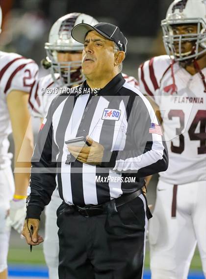 Thumbnail 2 in Flatonia vs. Bremond (UIL 2A Division 2 Region 4 Semifinal) photogallery.