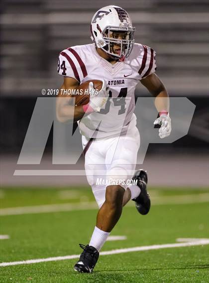 Thumbnail 1 in Flatonia vs. Bremond (UIL 2A Division 2 Region 4 Semifinal) photogallery.