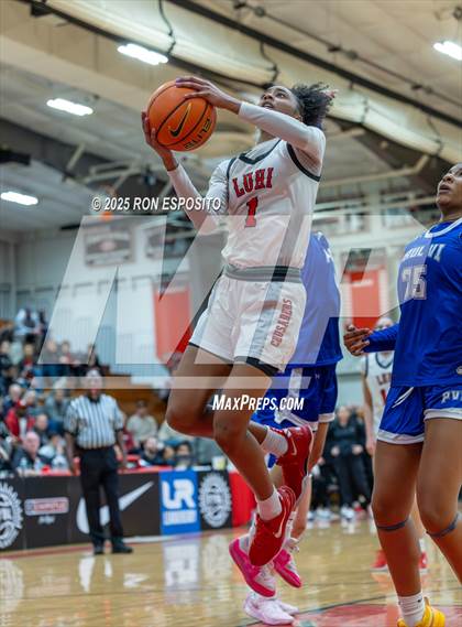 Thumbnail 1 in Long Island Lutheran vs Paul VI (Bob McKillop Invitational ) photogallery.