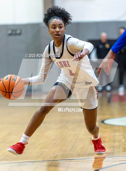 Thumbnail 2 in Long Island Lutheran vs Paul VI (Bob McKillop Invitational ) photogallery.