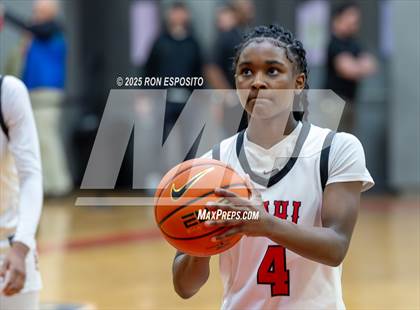 Thumbnail 3 in Long Island Lutheran vs Paul VI (Bob McKillop Invitational ) photogallery.
