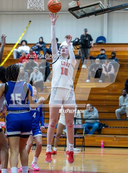 Thumbnail 2 in Long Island Lutheran vs Paul VI (Bob McKillop Invitational ) photogallery.