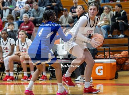Thumbnail 2 in Long Island Lutheran vs Paul VI (Bob McKillop Invitational ) photogallery.