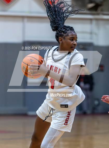 Thumbnail 3 in Long Island Lutheran vs Paul VI (Bob McKillop Invitational ) photogallery.