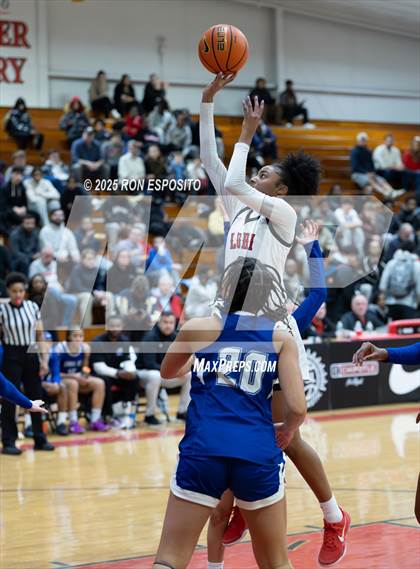 Thumbnail 2 in Long Island Lutheran vs Paul VI (Bob McKillop Invitational ) photogallery.