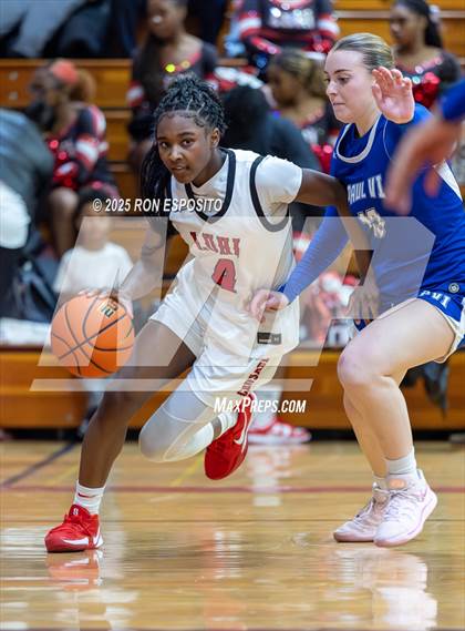 Thumbnail 1 in Long Island Lutheran vs Paul VI (Bob McKillop Invitational ) photogallery.