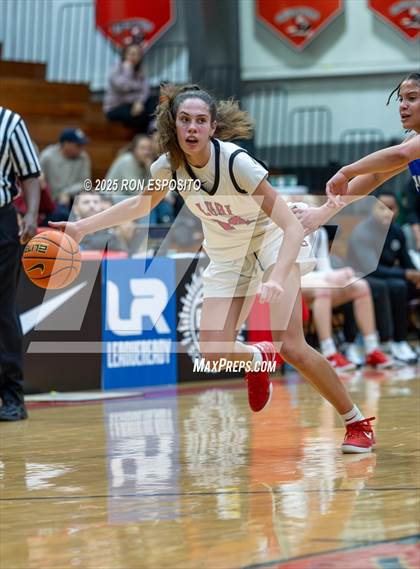 Thumbnail 1 in Long Island Lutheran vs Paul VI (Bob McKillop Invitational ) photogallery.