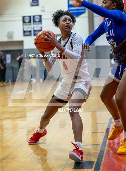 Thumbnail 1 in Long Island Lutheran vs Paul VI (Bob McKillop Invitational ) photogallery.