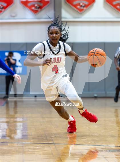 Thumbnail 1 in Long Island Lutheran vs Paul VI (Bob McKillop Invitational ) photogallery.