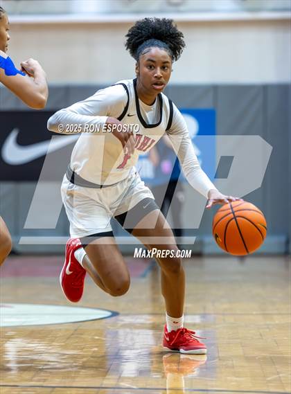 Thumbnail 1 in Long Island Lutheran vs Paul VI (Bob McKillop Invitational ) photogallery.