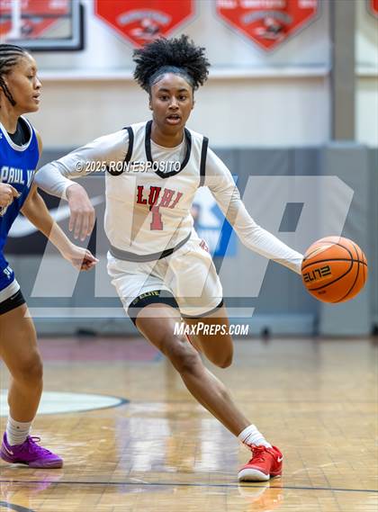 Thumbnail 2 in Long Island Lutheran vs Paul VI (Bob McKillop Invitational ) photogallery.