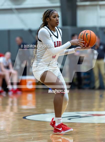 Thumbnail 2 in Long Island Lutheran vs Paul VI (Bob McKillop Invitational ) photogallery.