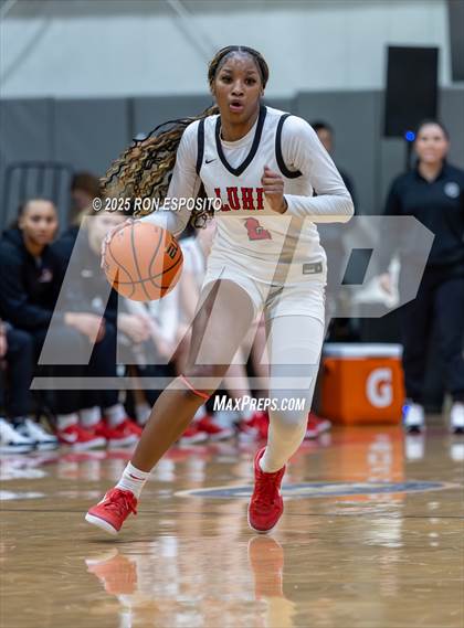 Thumbnail 1 in Long Island Lutheran vs Paul VI (Bob McKillop Invitational ) photogallery.