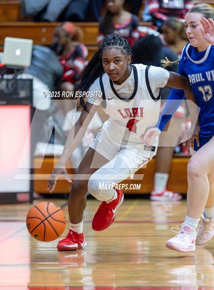 Thumbnail 3 in Long Island Lutheran vs Paul VI (Bob McKillop Invitational ) photogallery.