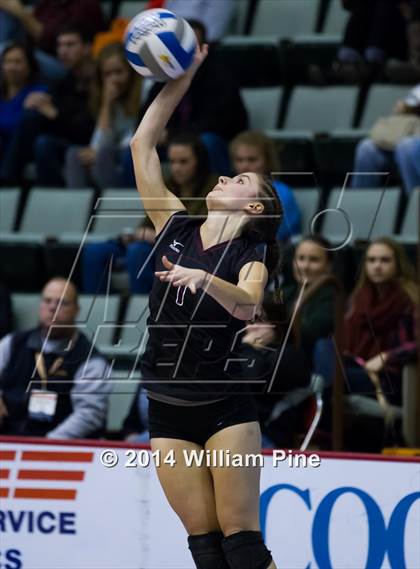 Thumbnail 2 in Sutherland vs. Burnt Hills-Ballston Lake (NYSPHSAA Class A Final) photogallery.