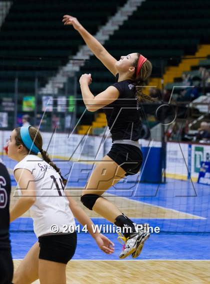 Thumbnail 3 in Sutherland vs. Burnt Hills-Ballston Lake (NYSPHSAA Class A Final) photogallery.