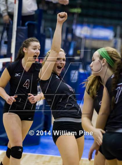 Thumbnail 1 in Sutherland vs. Burnt Hills-Ballston Lake (NYSPHSAA Class A Final) photogallery.