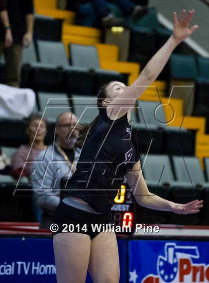 Thumbnail 2 in Sutherland vs. Burnt Hills-Ballston Lake (NYSPHSAA Class A Final) photogallery.