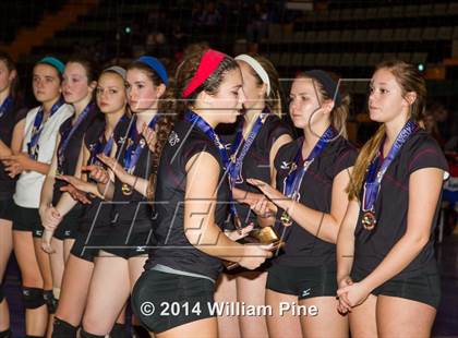Thumbnail 2 in Sutherland vs. Burnt Hills-Ballston Lake (NYSPHSAA Class A Final) photogallery.