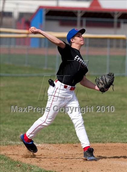 Thumbnail 2 in Newport Central Catholic @ Conner photogallery.