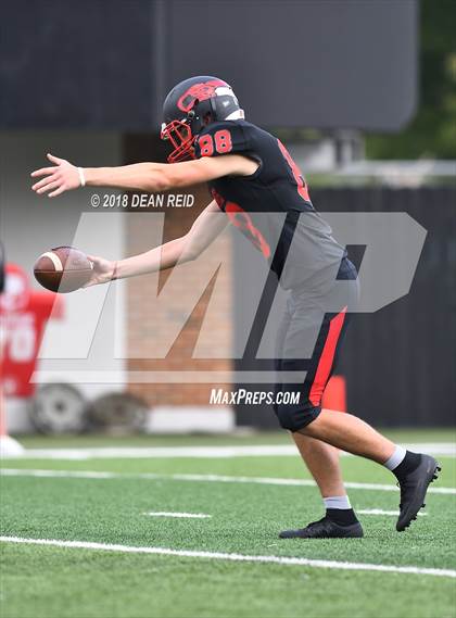 Thumbnail 3 in Benet Academy @ St. Laurence (Chicago Kick Off Classic) photogallery.