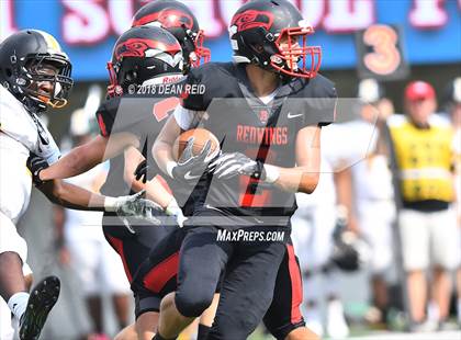 Thumbnail 1 in Benet Academy @ St. Laurence (Chicago Kick Off Classic) photogallery.