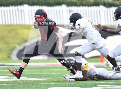 Thumbnail 3 in Benet Academy @ St. Laurence (Chicago Kick Off Classic) photogallery.