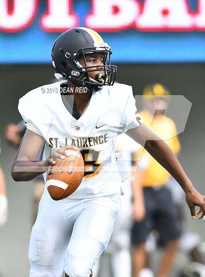 Thumbnail 2 in Benet Academy @ St. Laurence (Chicago Kick Off Classic) photogallery.