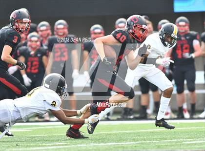 Thumbnail 2 in Benet Academy @ St. Laurence (Chicago Kick Off Classic) photogallery.