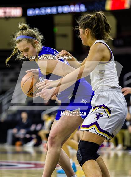 Thumbnail 2 in Bellevue West vs. Millard North (Metro Tournament) photogallery.