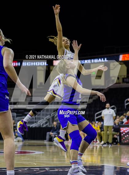 Thumbnail 2 in Bellevue West vs. Millard North (Metro Tournament) photogallery.