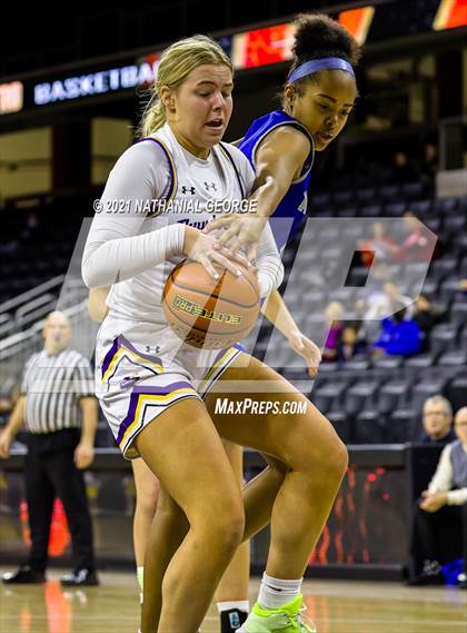 Thumbnail 1 in Bellevue West vs. Millard North (Metro Tournament) photogallery.