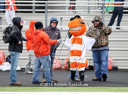Thumbnail 1 in Callisburg vs. Mineola (UIL 3A Division 1 Region 2 Regional Semifinal) photogallery.