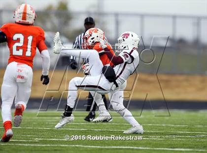 Thumbnail 3 in Callisburg vs. Mineola (UIL 3A Division 1 Region 2 Regional Semifinal) photogallery.