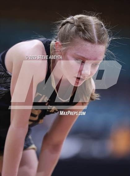 Thumbnail 1 in Canon City vs. Durango (CHSAA 5A Great 8) photogallery.