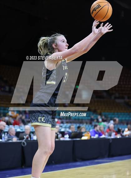 Thumbnail 1 in Canon City vs. Durango (CHSAA 5A Great 8) photogallery.