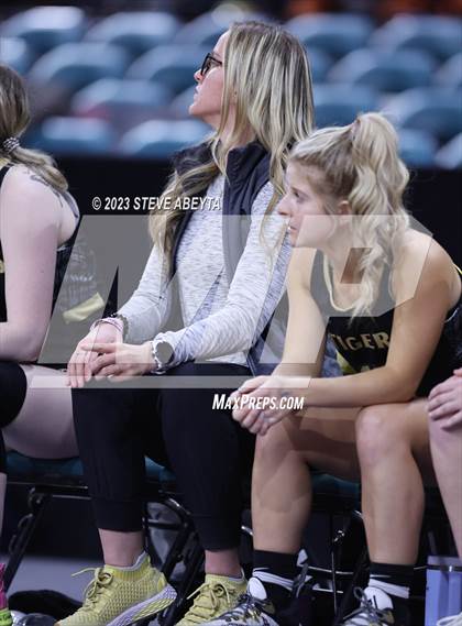 Thumbnail 1 in Canon City vs. Durango (CHSAA 5A Great 8) photogallery.