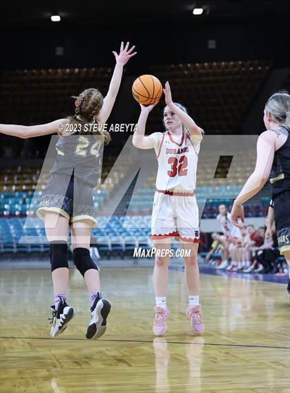 Thumbnail 3 in Canon City vs. Durango (CHSAA 5A Great 8) photogallery.
